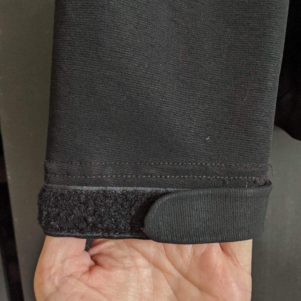 W's Mountain Hardware Softshell Jacket - image 7